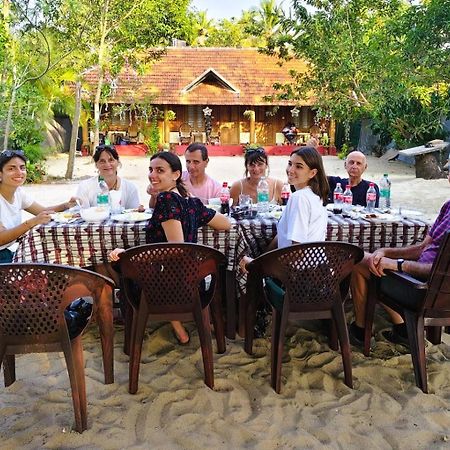 Marari Beach Paradise มาราริคุลาม ภายนอก รูปภาพ